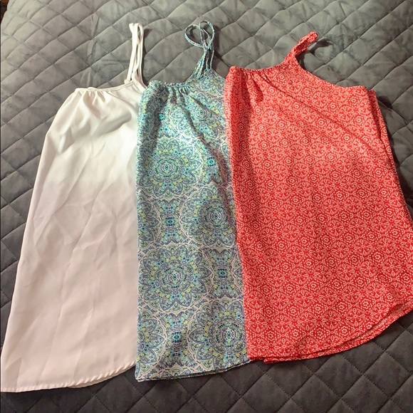 3 for 1 Faded Glory Tanks - Picture 1 of 7